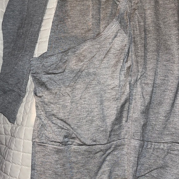 NWT CABLE & GAUGE L/S side slit front zip up casual blouse Size LG Heather gray - Picture 2 of 9